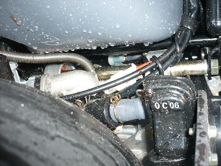 PGO hot 50-- stjålet  - noget af motoren billede 11