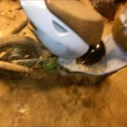 Aprilia sonic sælges