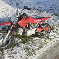 MiniBike dirtebike (TIL SALG BYD)