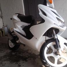 Yamaha Aerox Perlemor [Tidligere Scooter]