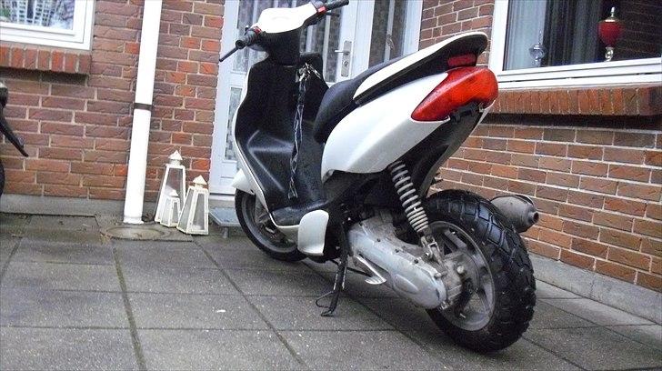 Yamaha Jog  billede 1