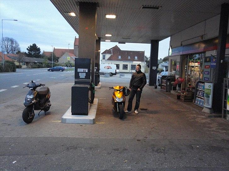 Yamaha Jog R - Tank på vej til Møn billede 3