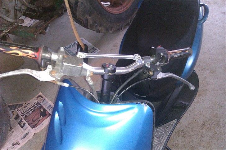 Yamaha neos *solgt* billede 5