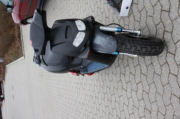 Aprilia rally solgt billede 2