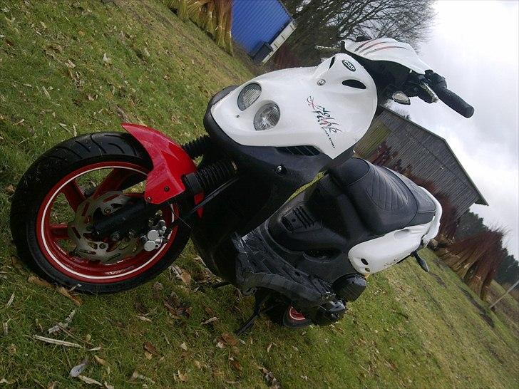 PGO Pmx NO FEAR, SOLGT billede 1