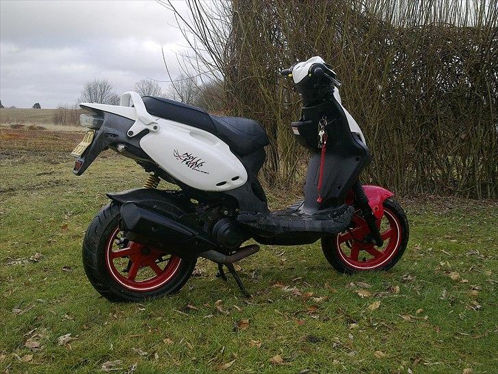 PGO Pmx NO FEAR, SOLGT billede 3