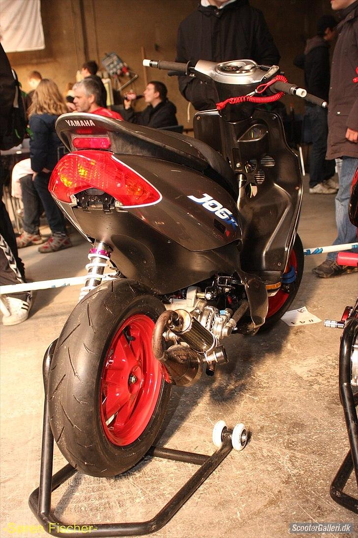 Yamaha Jog RR billede 1