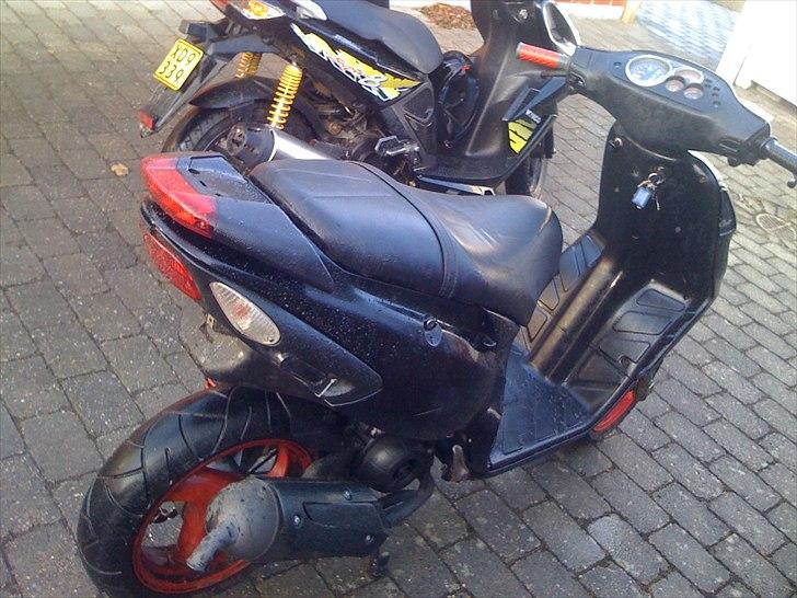 Piaggio NRG MC3 Power DT billede 4
