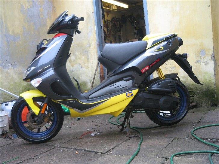 Aprilia sr50 Ditec (TIL SALG) billede 1