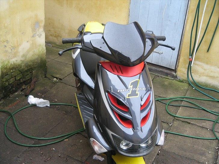 Aprilia sr50 Ditec (TIL SALG) billede 2