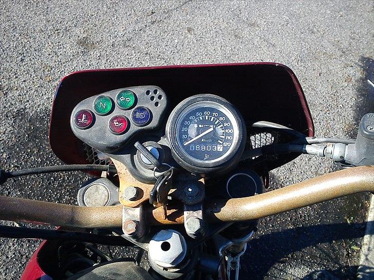 Suzuki RMX billede 4