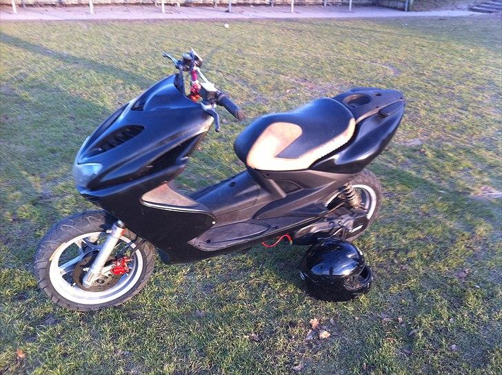 Yamaha aerox Byttet billede 6