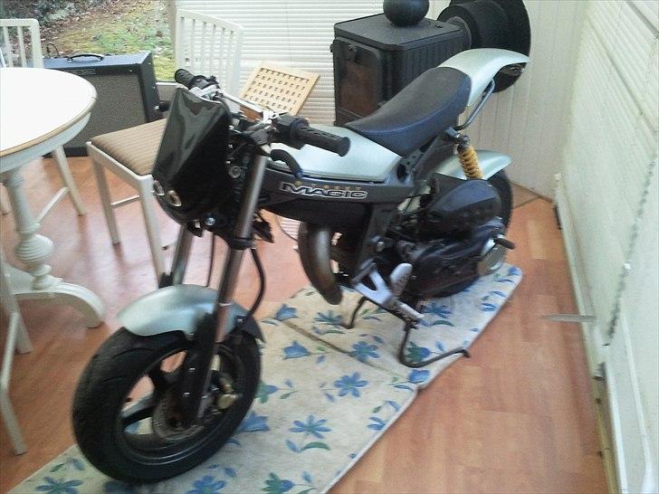 Suzuki street magic SOLGT billede 4