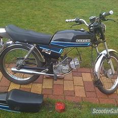 Suzuki dm50