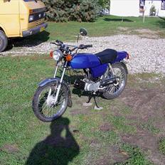 Suzuki dm50