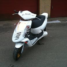 Aprilia Sonic GP   (SOLGT)