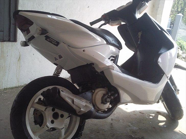 Yamaha Aerox Perlemor [Tidligere Scooter] billede 2