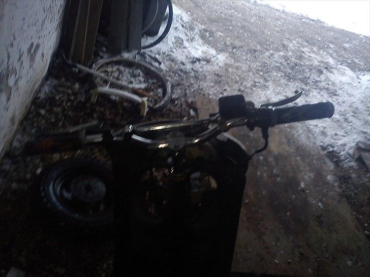 Yamaha neos billede 5