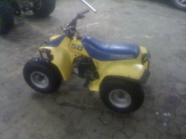 Suzuki atv solgt billede 2