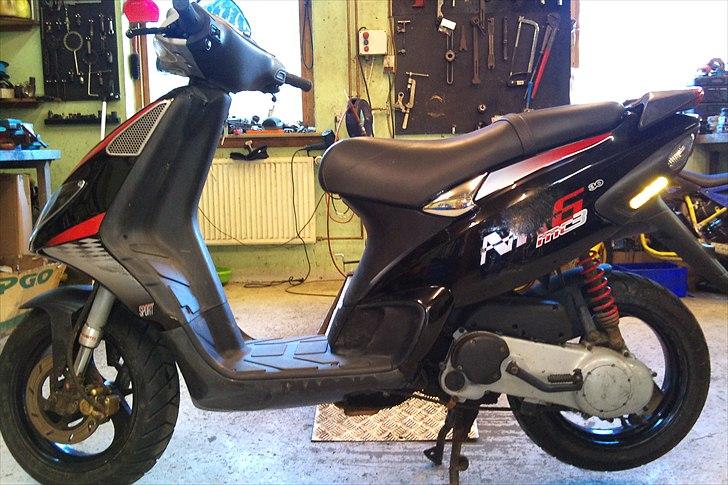 Piaggio nrg mc 3 solgt billede 2