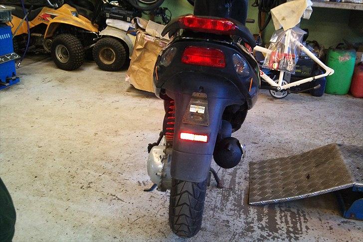 Piaggio nrg mc 3 solgt billede 4