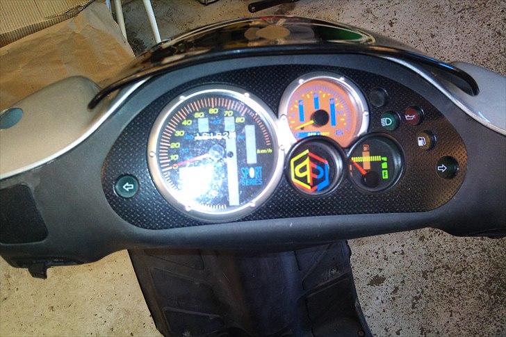 Piaggio nrg mc 3 solgt billede 5