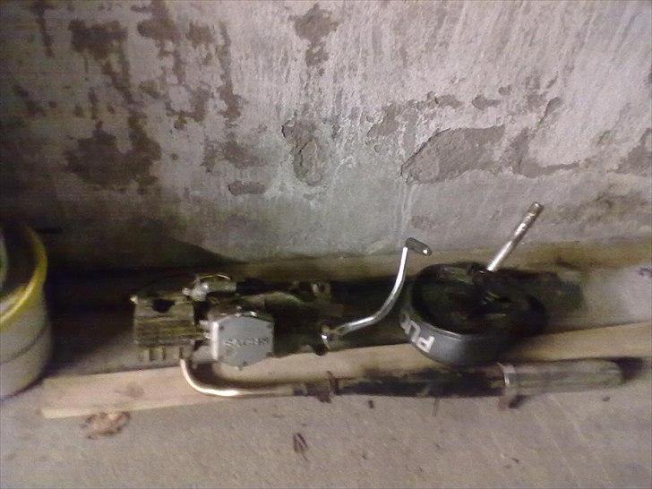 KTM Foxi solgt - Den motor der sad på den lyseblå stel billede 12