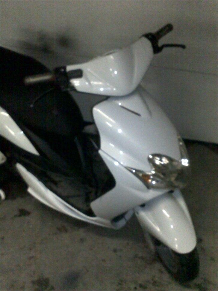 Yamaha jog r solgt billede 2