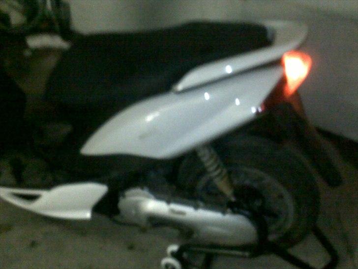 Yamaha jog r solgt billede 4