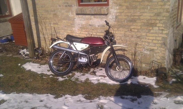 Puch pioneer (solgt) - næsten som den så ud da jeg hentede den  billede 9