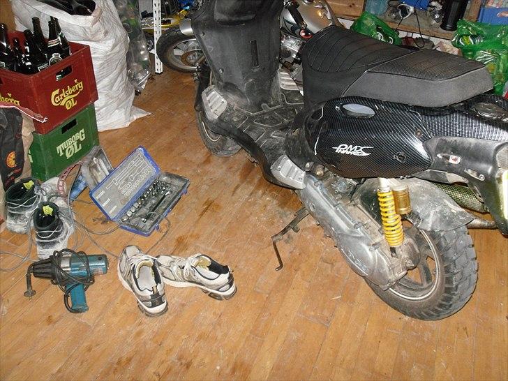 PGO PGO PMX NAKED billede 3