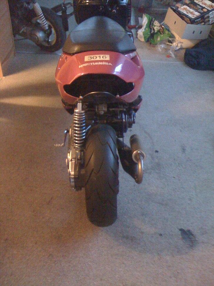 Aprilia Sonrox billede 2