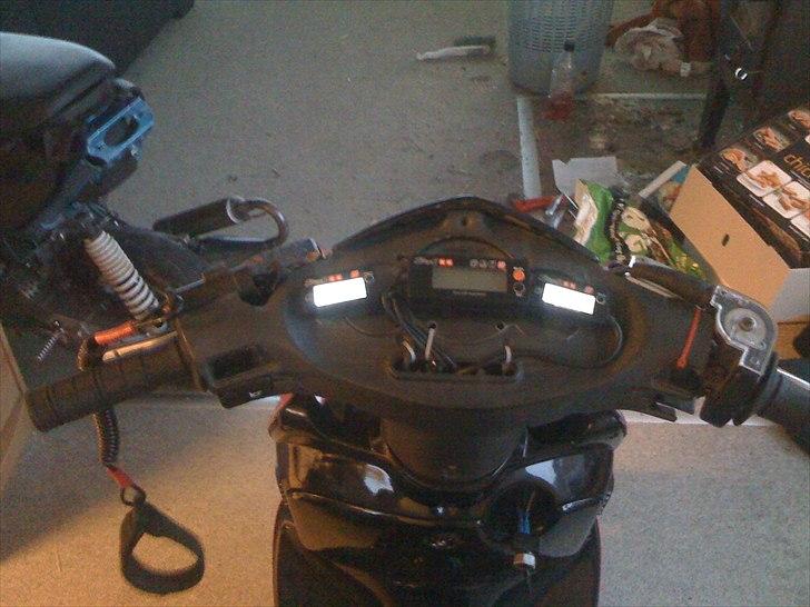 Aprilia Sonrox billede 8