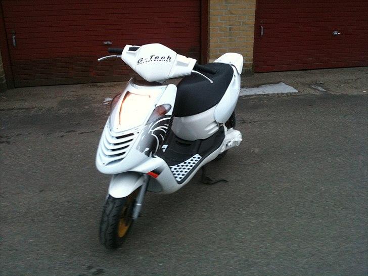 Aprilia Sonic GP   (SOLGT) billede 1