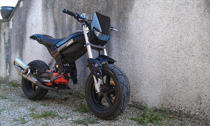 Suzuki Street Magic - SOLGT billede 3