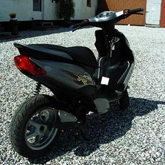Yamaha Jog R **SOLGT**