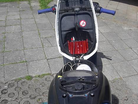 Yamaha Bws NG SOLGT - * Anlæg er IKKE færdig, bare lavet så man kan spille til de små fester! :P* billede 11