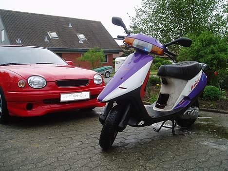 Aprilia Amico 50 (45KM.) - Hmm der er jo min rolla 111. billede 1