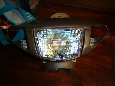 Yamaha Jog FS ( Solgt ) - Halogen forlygte burde være et lovkrav, ser sQ nice ud ..!! billede 8