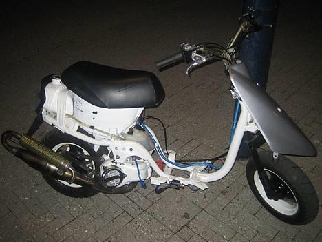 Yamaha Jog FS ( Solgt ) - her er joggen så!   billede 16