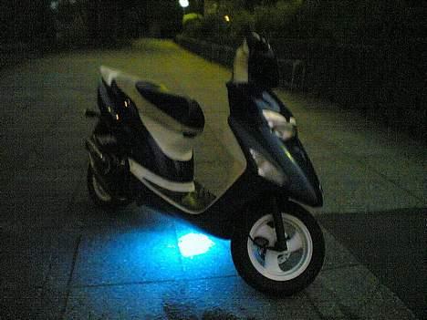 Honda sfx - Ride the lightning... yir.. skal også have 10 X-lazer dioder på..  billede 10