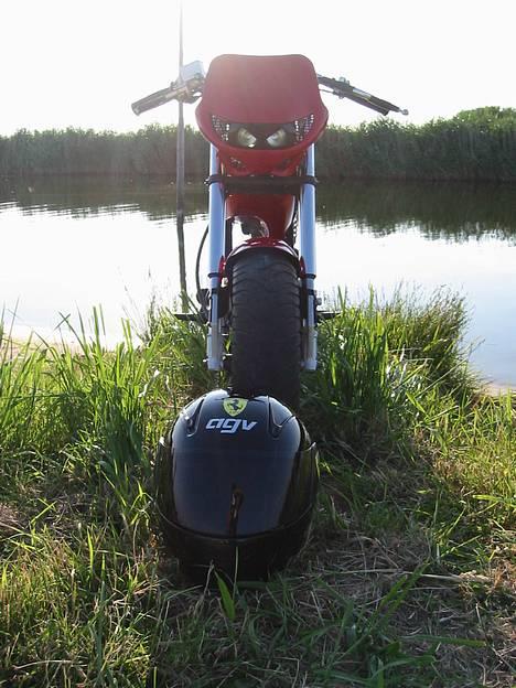 Suzuki Street Magic Ferrari Solg billede 12