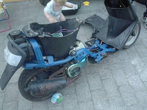 Yamaha jog <<<SOLGT>>> billede 3