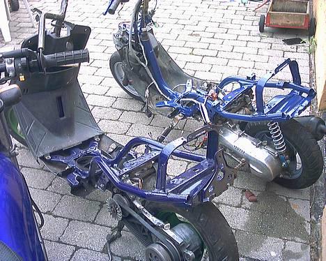 Yamaha jog <<<SOLGT>>> - noget der skal sættes på med 51,7 cylinder og stempel billede 6