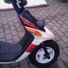 Yamaha Bws spy Solgt