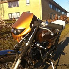 Yamaha 4 gear (tilsalg)