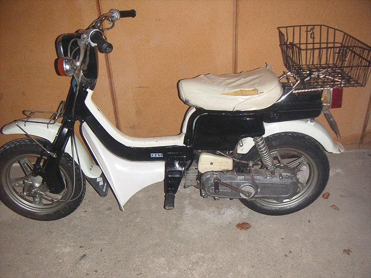 Suzuki fz50(solgt) billede 1