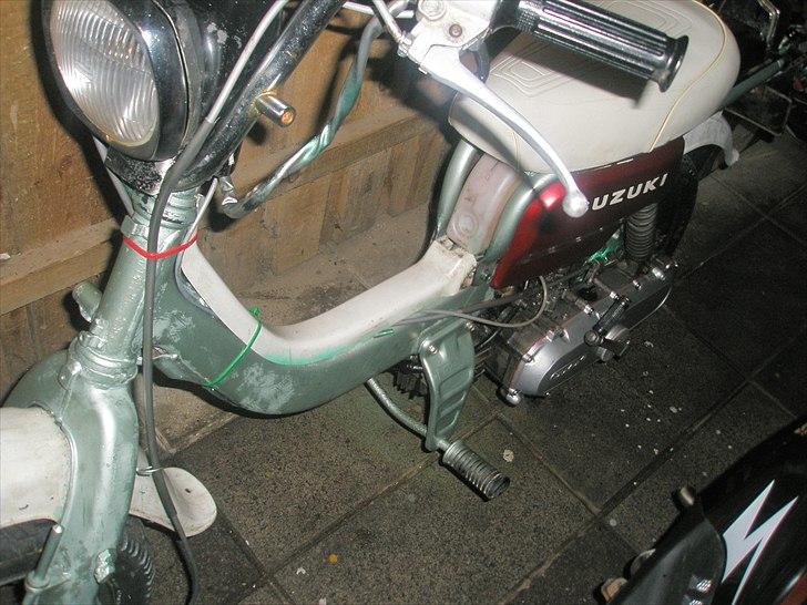 Suzuki FZ50 ( SOLGT) billede 1