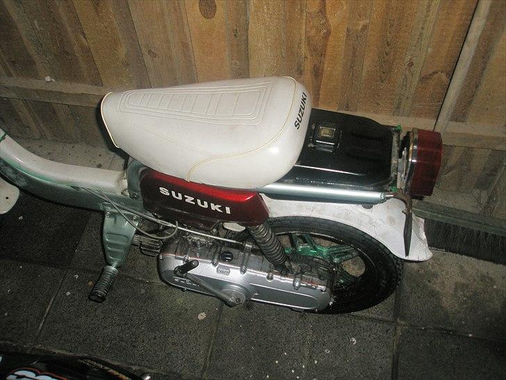 Suzuki FZ50 ( SOLGT) billede 2