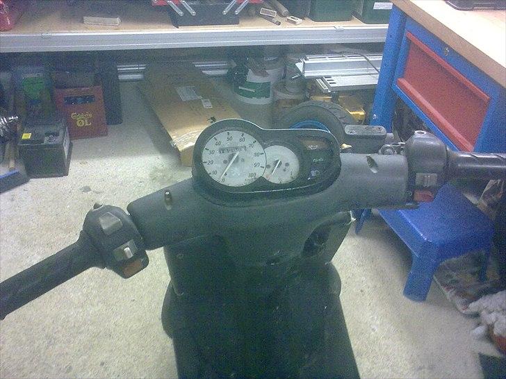 Peugeot Squab Post scooter  SOLGT billede 6